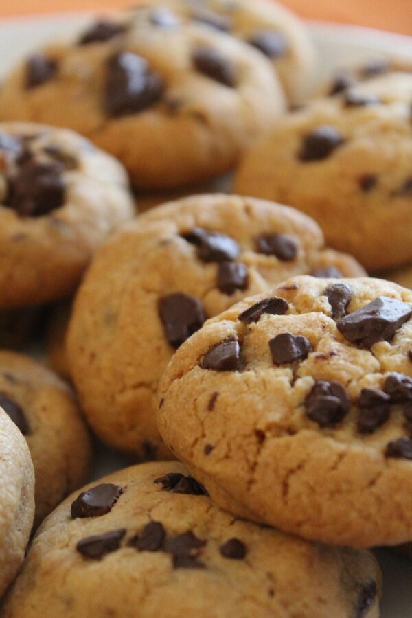 dessert, bakery, cookies, chocolate, bakery, pastry, delivery, order, shop, Eat , in doha , Qatar , near me