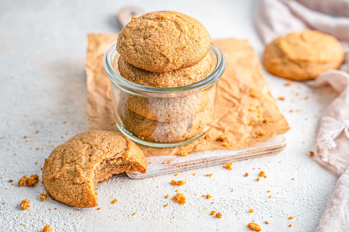 Keto Almond Cookies